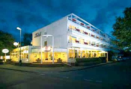 Hotel Yachtclub 4*