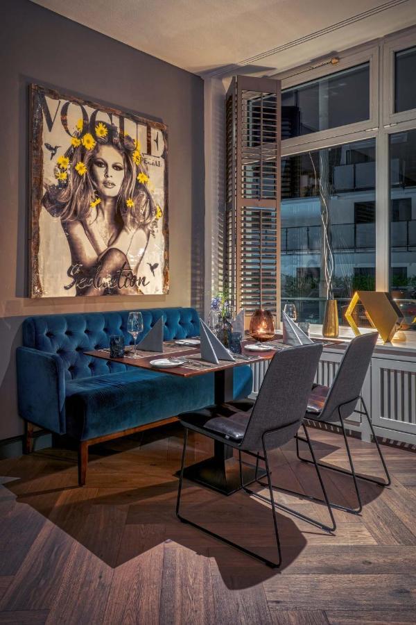 Hotel Yachtclub 4*