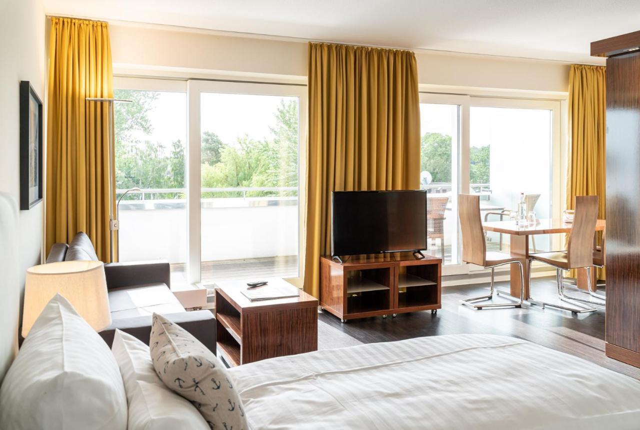Hotel Yachtclub 4*